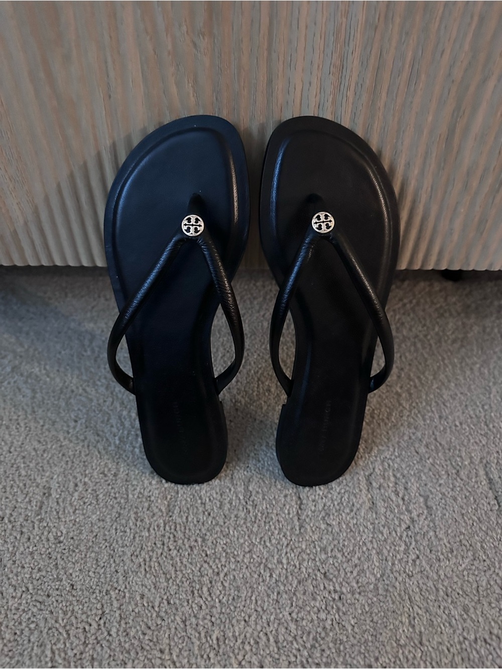 Tory Burch Black Women's Flip-Flop Sandals 6.5 Brand New